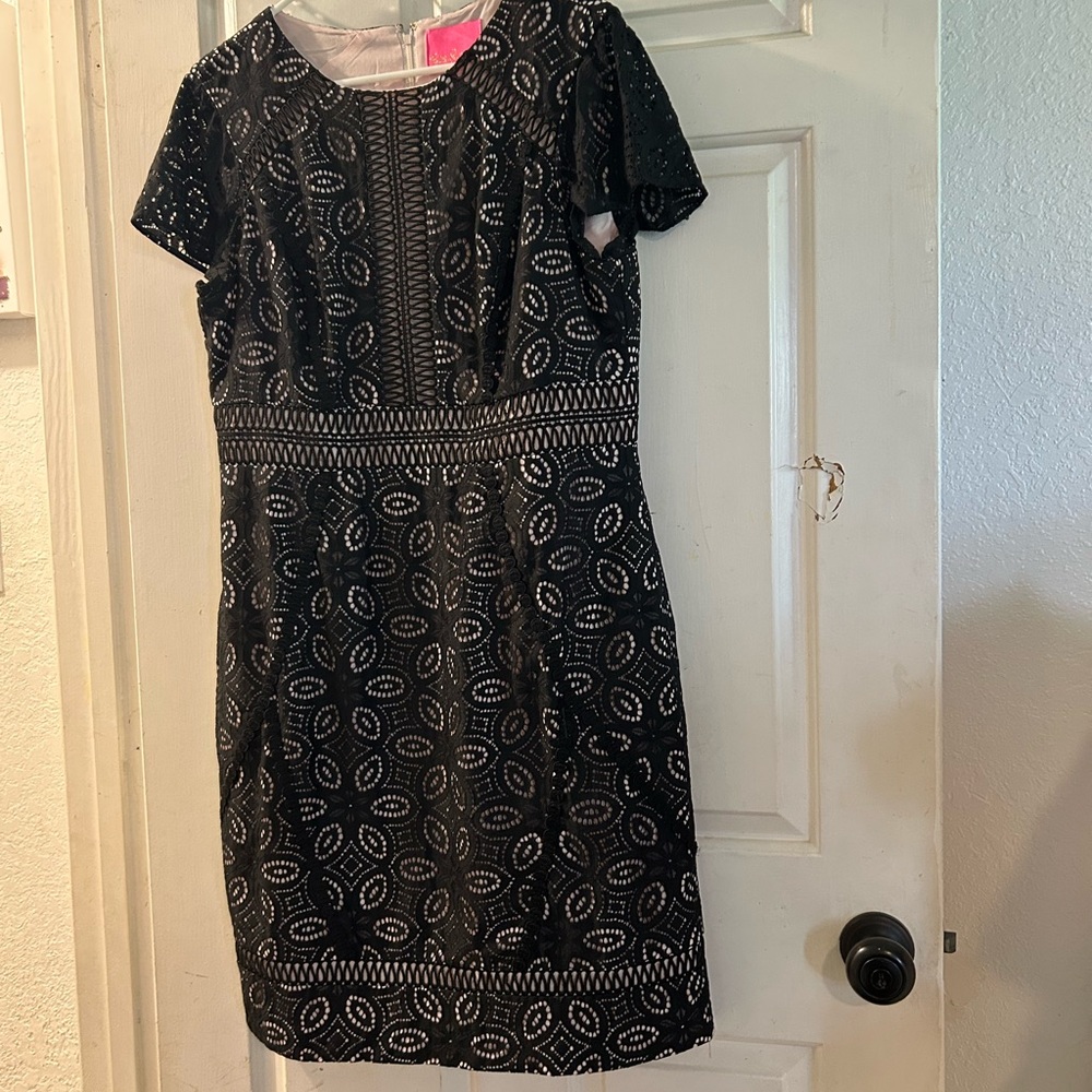 Lilly Pulitzer Black Eyelet Lace Short Sleeve Sheath Dress